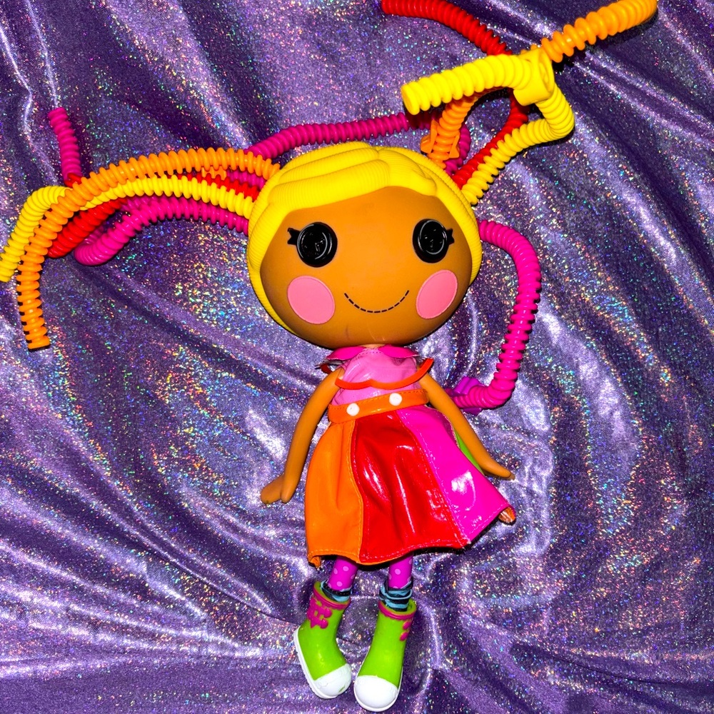Lalaloopsy Silly Hair April Sundplash